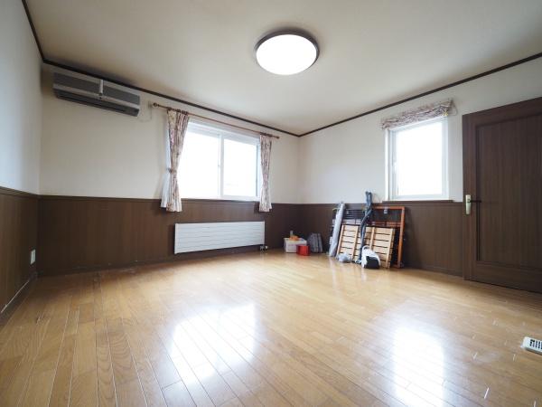 上川郡東神楽町ひじり野南三条４丁目の中古一戸建て