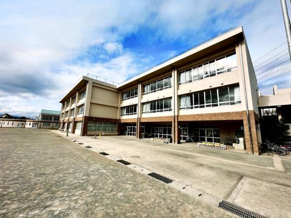 京王線平山城址公園駅　日野市平山　新築戸建(日野市立平山小学校)