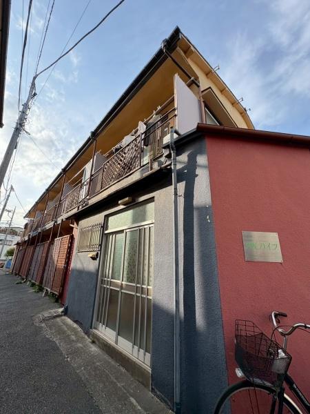 足立区西新井本町１丁目一棟アパート