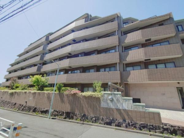 ライオンズガーデン初台