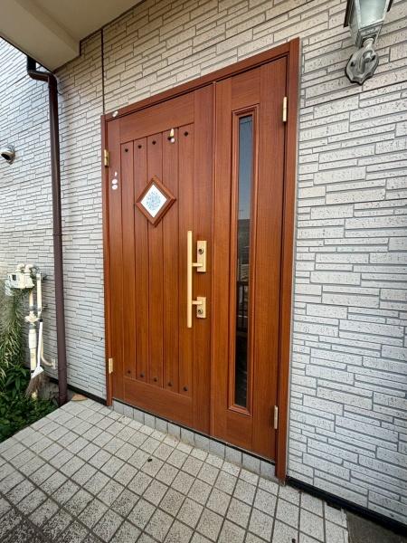 三鷹市深大寺1丁目の中古一戸建て(玄関)