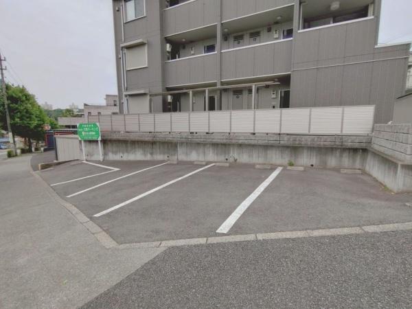 八王子市館町の中古一戸建て