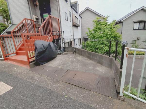 八王子市館町の中古一戸建て