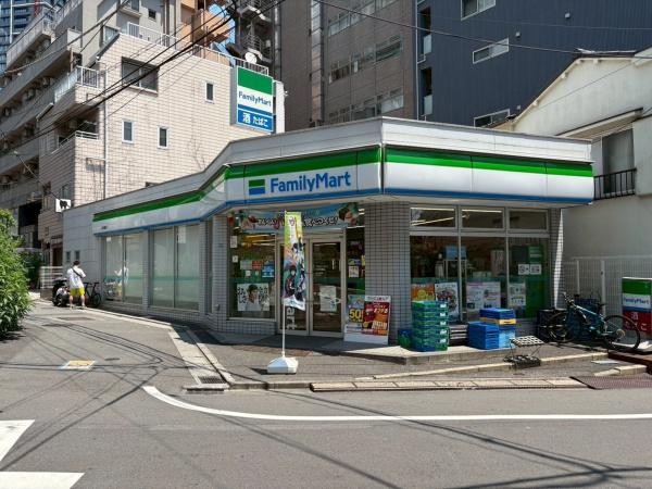 中野ソレイユ(ファミリーマート　中野桃園店)