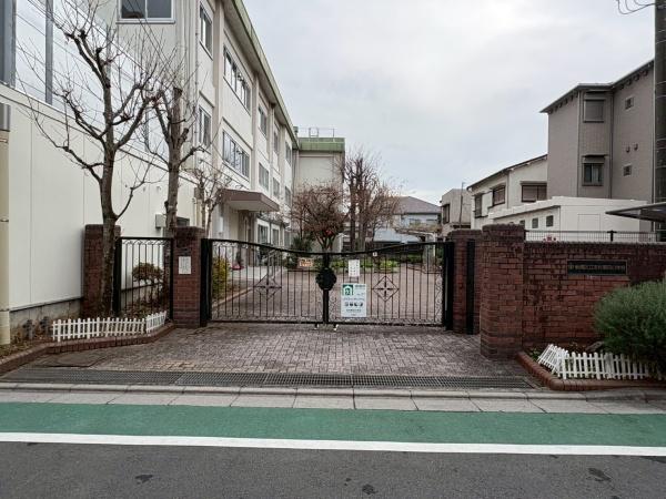 キャニオンマンション小豆沢第2(板橋区立志村第四小学校)
