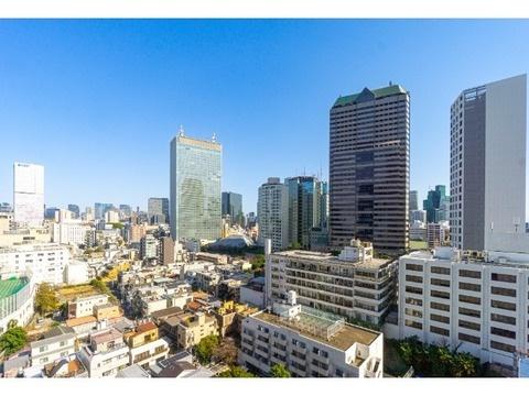 Ｐａｒｋ　Ｃｏｕｒｔ　Ａｋａｓａｋａ　Ｔｈｅ　Ｔｏｗｅｒ