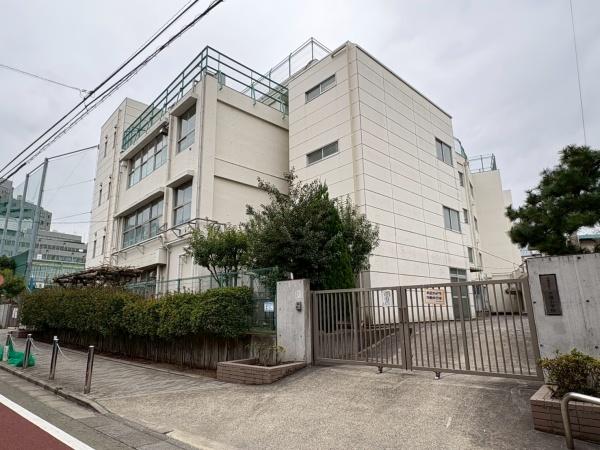世田谷区三宿１丁目の中古一戸建て(世田谷区立三宿小学校)