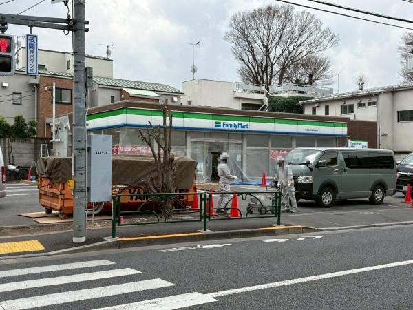 丸増井荻マンション(ファミリーマート杉並清水早稲田通り店)