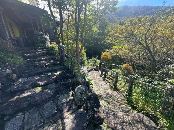 足柄下郡箱根町元箱根の中古一戸建て
