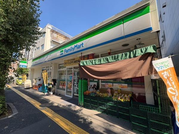 文京区千駄木４丁目の中古一戸建て(ファミリーマート千駄木五丁目店)