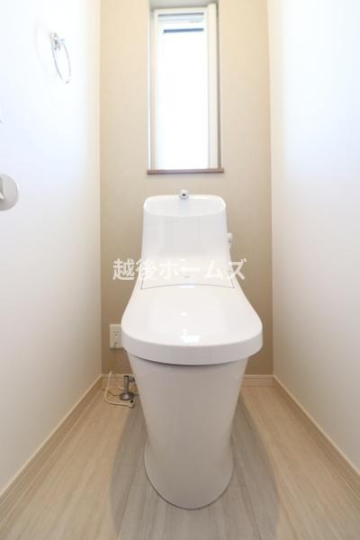 新潟市西区小針南の中古一戸建て