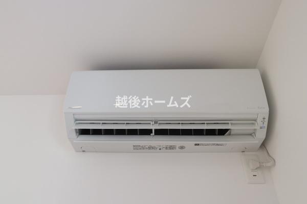 新潟市西区小針南の中古一戸建て