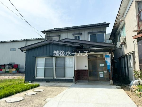 三条市西本成寺の中古一戸建て