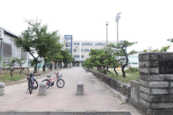 １号棟　東区物見山２丁目　グラファーレ　全２棟(新潟市立東山の下小学校)