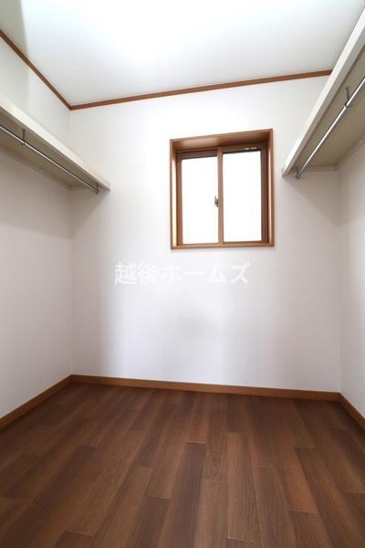 新潟市西区新通の中古一戸建て
