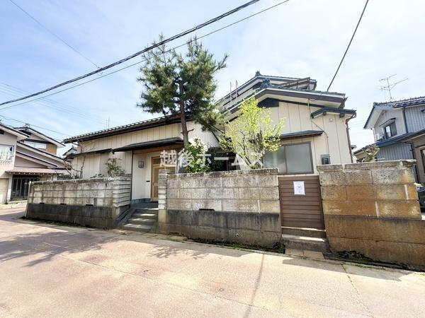 三条市桜木町の中古一戸建て