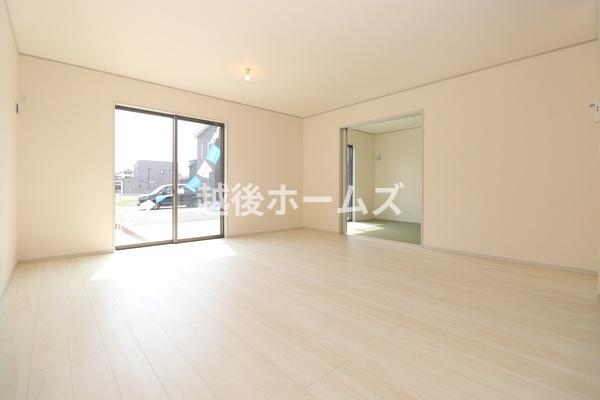 ５号棟　新発田市中曽根町１丁目　いろどりアイタウン
