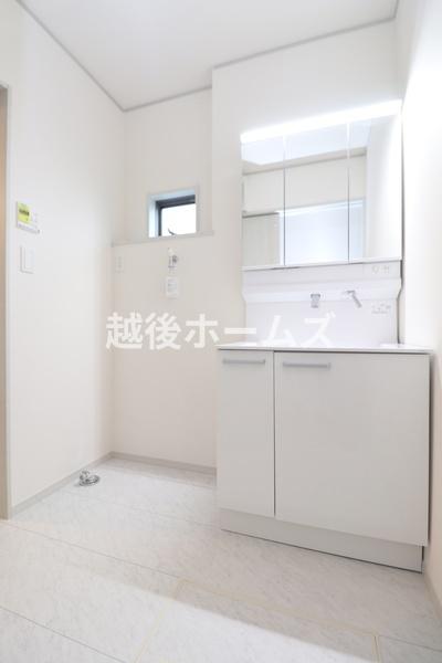 ５号棟　新発田市中曽根町１丁目　いろどりアイタウン