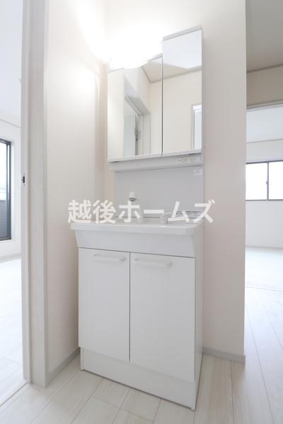 ５号棟　新発田市中曽根町１丁目　いろどりアイタウン