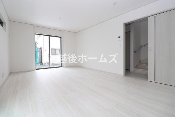 ３号棟　燕市井土巻４丁目　いろどりアイタウン
