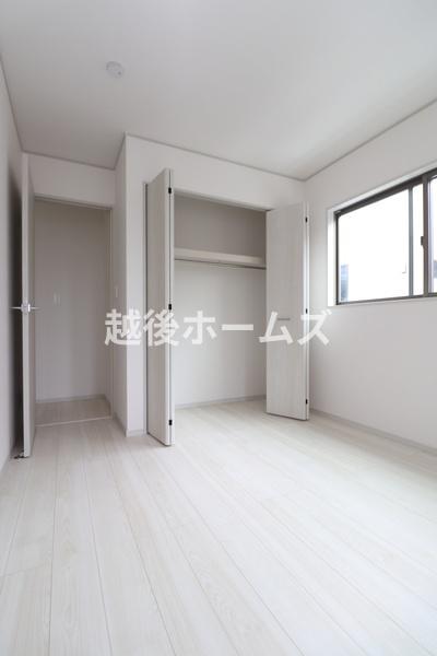 ３号棟　燕市井土巻４丁目　いろどりアイタウン