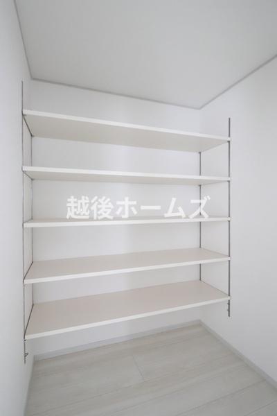 ３号棟　燕市井土巻４丁目　いろどりアイタウン
