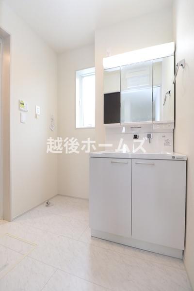 １号棟　東区船江町１丁目　２期　グラファーレ　全２棟