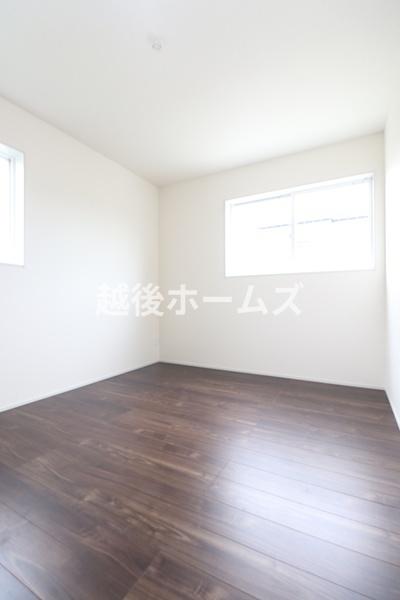 １号棟　東区船江町１丁目　２期　グラファーレ　全２棟