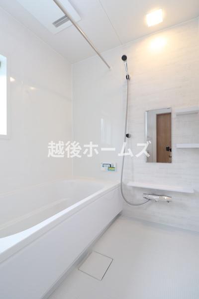 北蒲原郡聖籠町大字二本松の中古一戸建て