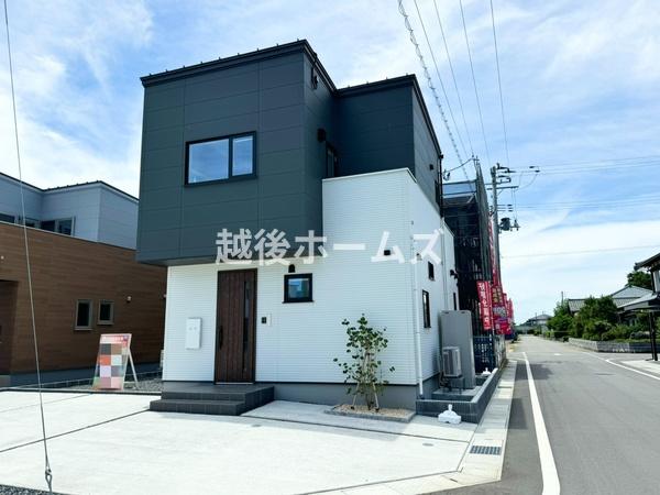 北蒲原郡聖籠町大字二本松の中古一戸建て