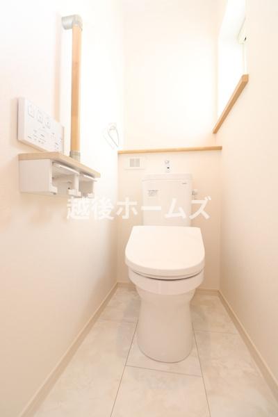 北蒲原郡聖籠町大字二本松の中古一戸建て