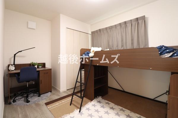 北蒲原郡聖籠町大字二本松の中古一戸建て