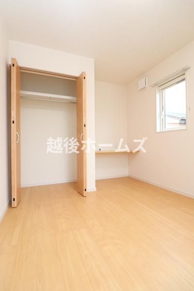 五泉市赤海１丁目の中古一戸建て