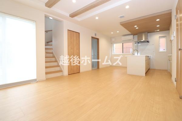 Ａ棟　五泉市赤海１丁目