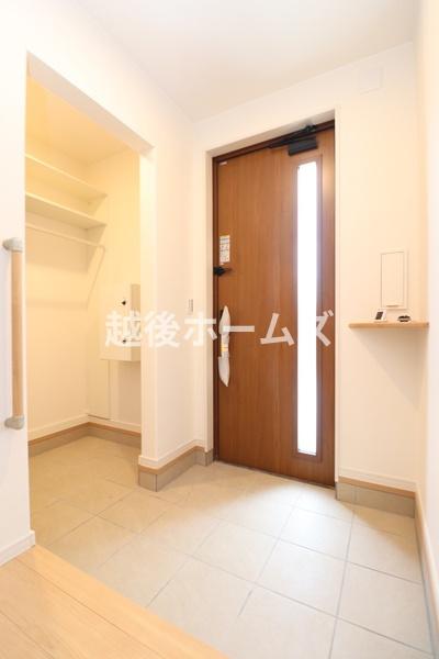 五泉市赤海１丁目の中古一戸建て
