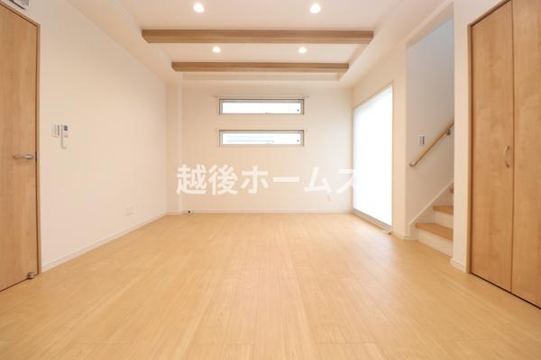 五泉市赤海１丁目の中古一戸建て