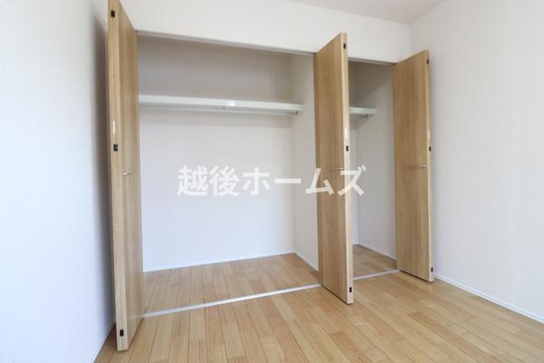 新潟市西区寺尾上５丁目の中古一戸建て
