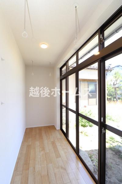 新潟市西区寺尾上５丁目の中古一戸建て