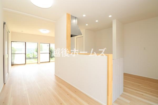三条市塚野目２丁目の中古一戸建て