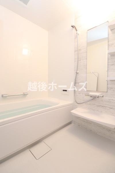 新潟市西区真砂２丁目の中古一戸建て