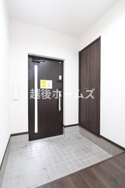 新潟市西区真砂２丁目の中古一戸建て