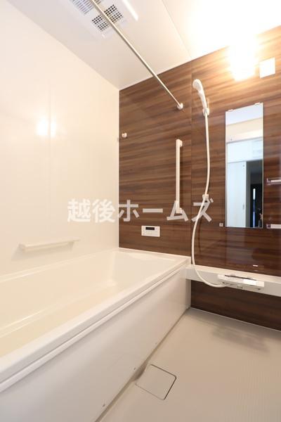 １号棟　新発田市東新町１丁目　いろどりアイタウン