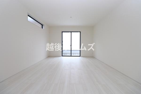 １号棟　阿賀野市中央町１丁目　グラファーレ