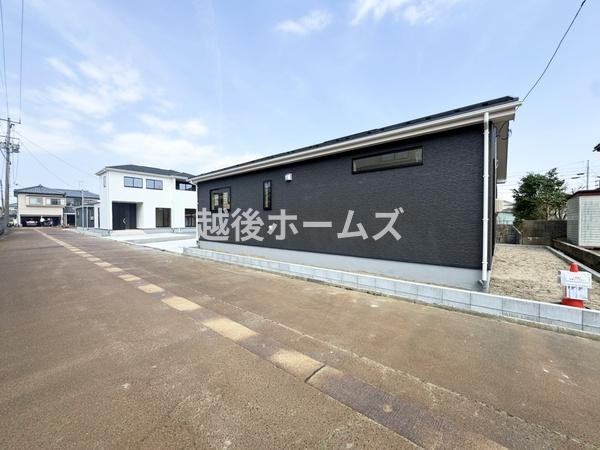 ２号棟　阿賀野市中央町１丁目　グラファーレ