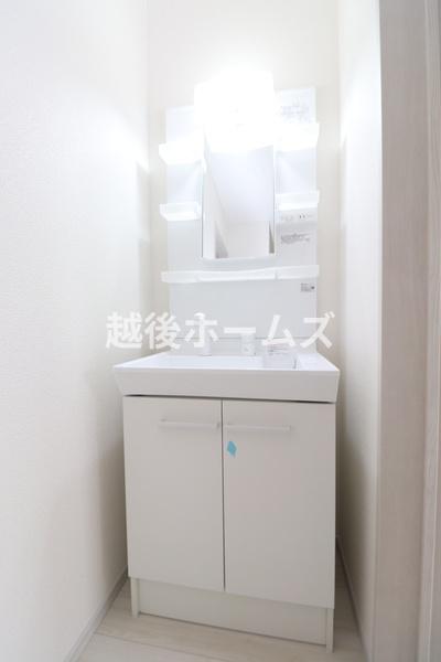 ２号棟　新発田市大栄町５丁目　いろどりアイタウン