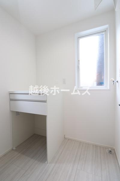 Ａ棟　中央区堀割町　テイラーハウス