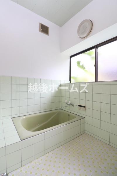 新潟市西蒲区越前浜の中古一戸建て