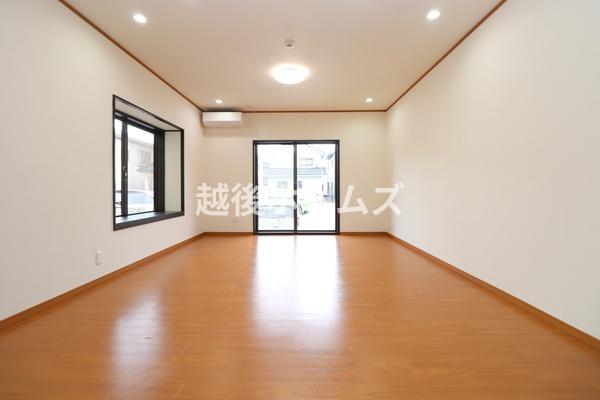 新潟市北区松浜８丁目の中古一戸建て