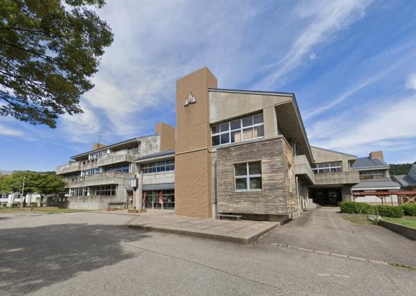 村上市桑川の中古一戸建て(村上市立山北中学校)
