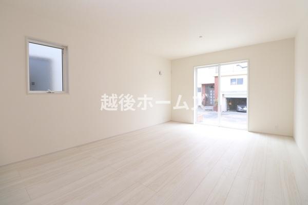 ２号棟　東区小金台　第１　リーブルガーデン